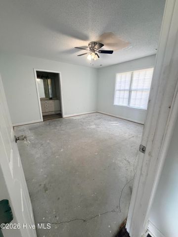 6300 Baylor Drive, Wilmington, NC 28412