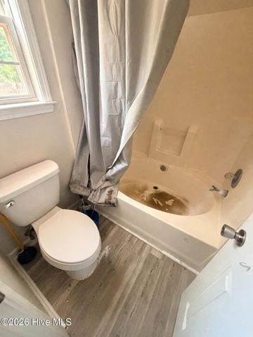 6300 Baylor Drive, Wilmington, NC 28412