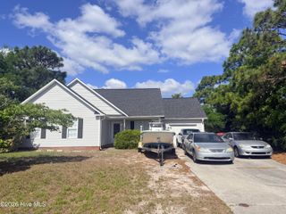 6300 Baylor Drive, Wilmington, NC 28412