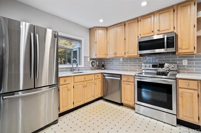 228 Oakwood Road, Huntington Station, NY 11746