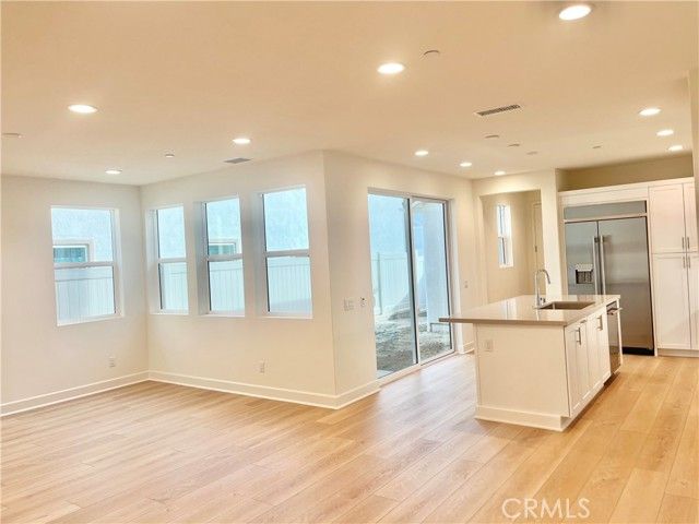 413 Belair Walk, Ventura, CA 93004