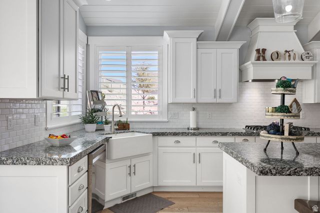 14922 S LAKE RIDGE CIRCLE CIR, Herriman, UT 84096