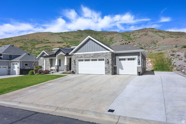 14922 S LAKE RIDGE CIRCLE CIR, Herriman, UT 84096