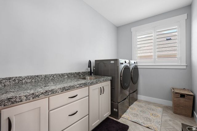 14922 S LAKE RIDGE CIRCLE CIR, Herriman, UT 84096