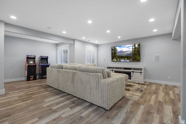 14922 S LAKE RIDGE CIRCLE CIR, Herriman, UT 84096