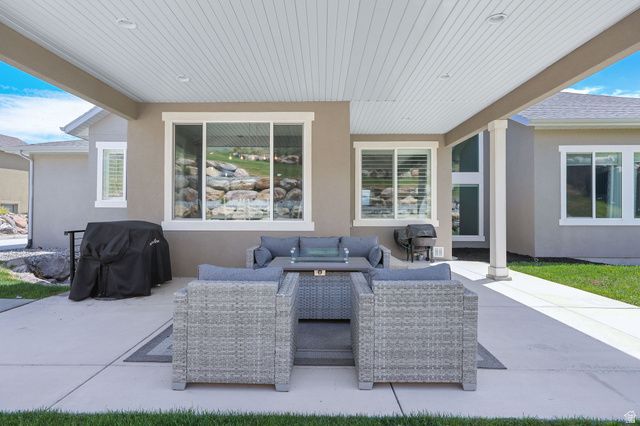 14922 S LAKE RIDGE CIRCLE CIR, Herriman, UT 84096