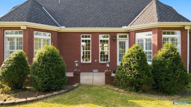 102 Cashions Court, Hazel Green, AL 35750