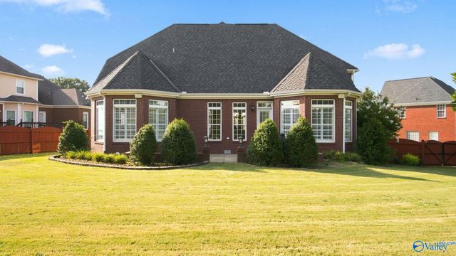 102 Cashions Court, Hazel Green, AL 35750