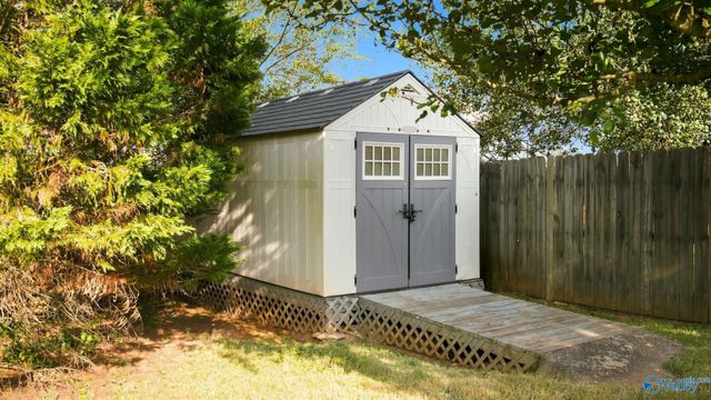 102 Cashions Court, Hazel Green, AL 35750