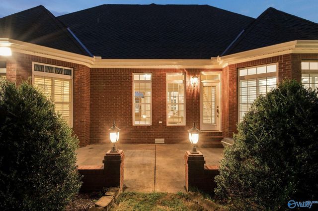 102 Cashions Court, Hazel Green, AL 35750