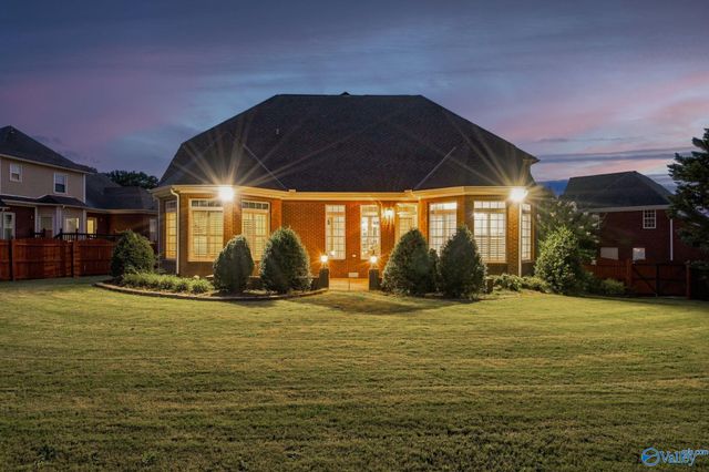 102 Cashions Court, Hazel Green, AL 35750