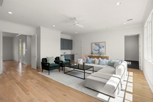 6430 Pemberton Drive, Dallas, TX 75230