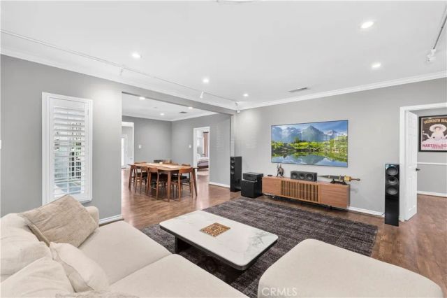 1358 Justin, Glendale, CA 91201