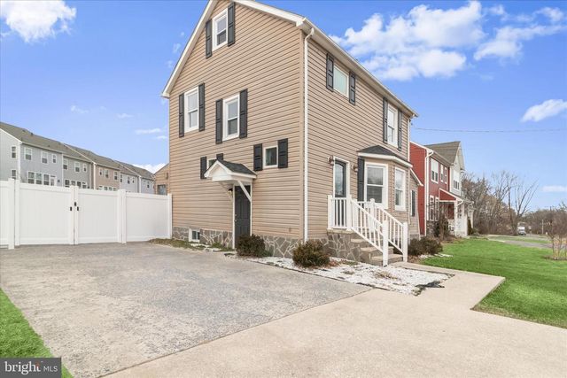 338 BACK RIVER NECK RD, Essex, MD 21221