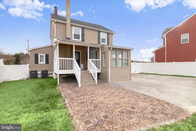 338 BACK RIVER NECK RD, Essex, MD 21221