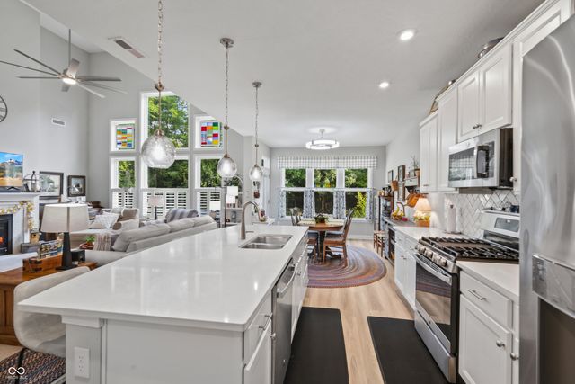 7930 Sunset Ridge Parkway, Indianapolis, IN 46259