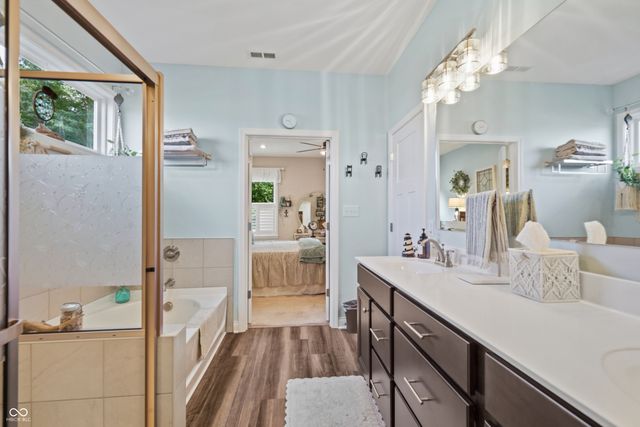 7930 Sunset Ridge Parkway, Indianapolis, IN 46259