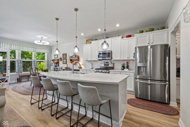 7930 Sunset Ridge Parkway, Indianapolis, IN 46259