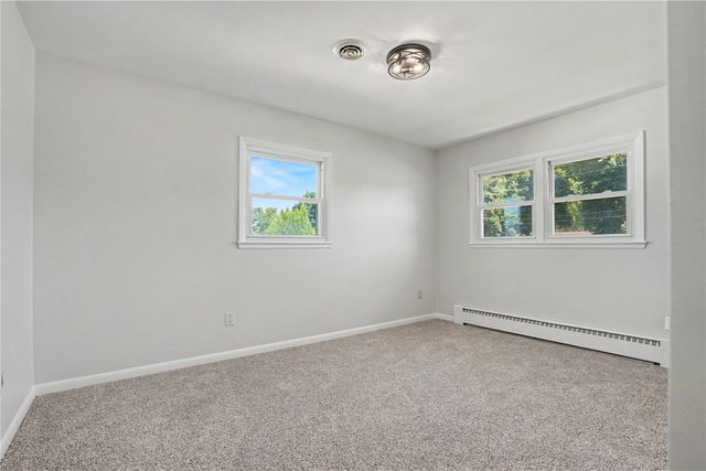 2605 1st Avenue, Marion, IA 52302