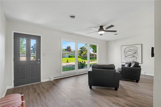 2605 1st Avenue, Marion, IA 52302