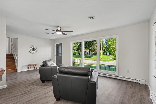 2605 1st Avenue, Marion, IA 52302