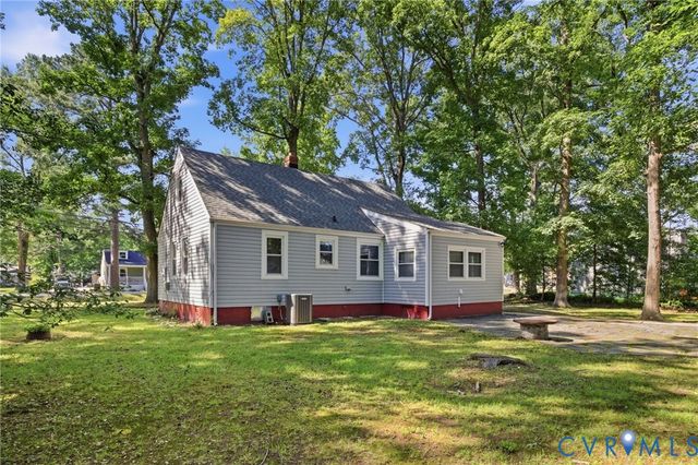 4417 Cogbill Rd, North Chesterfield, VA 23234