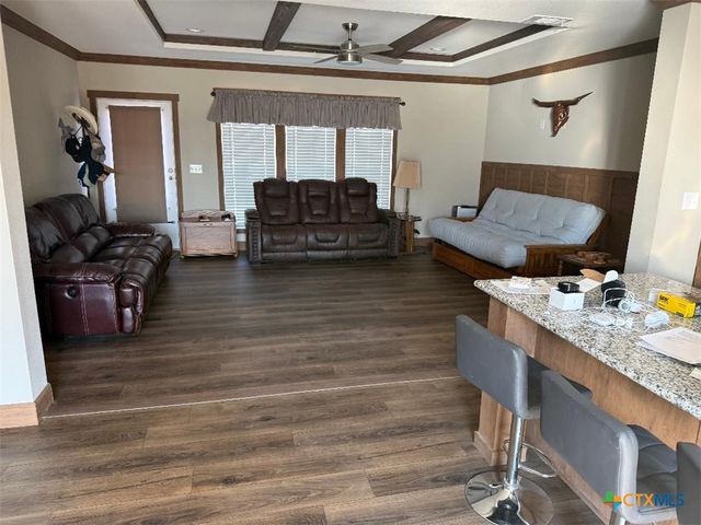 430 County Road 152, Riesel, TX 76682