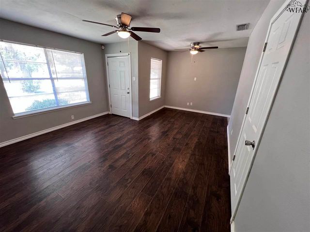 2921 MCGAHA AVENUE, Wichita Falls, TX 76308