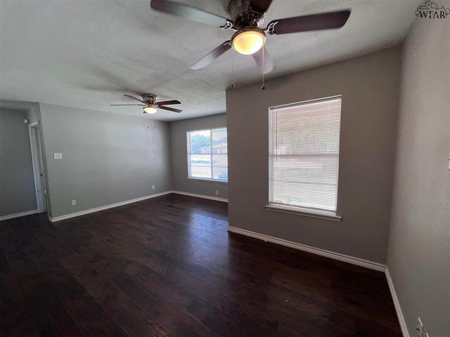 2921 MCGAHA AVENUE, Wichita Falls, TX 76308