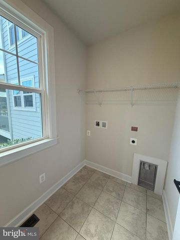 23766 GREAT BEND LN, Aldie, VA 20105