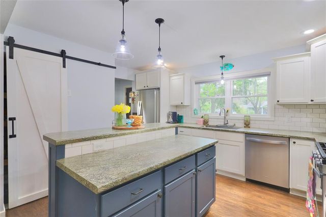 312 Mitchell Avenue, Eau Claire, WI 54701