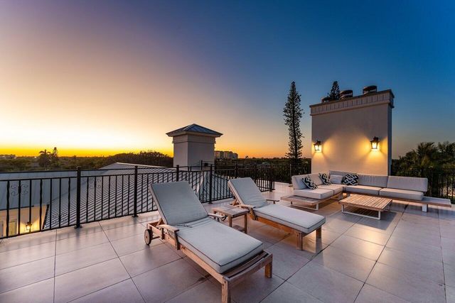 6080 Old Ocean Boulevard, Ocean Ridge, FL 33435