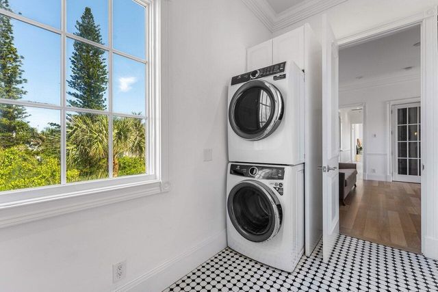 6080 Old Ocean Boulevard, Ocean Ridge, FL 33435