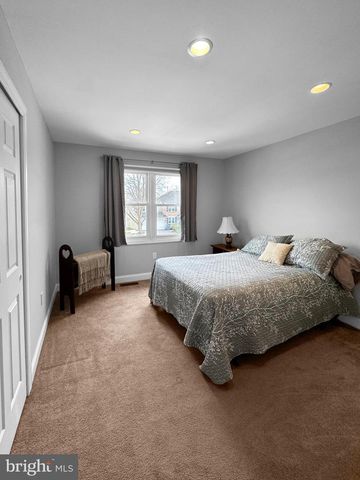 188 FREELAND DR, Collegeville, PA 19426