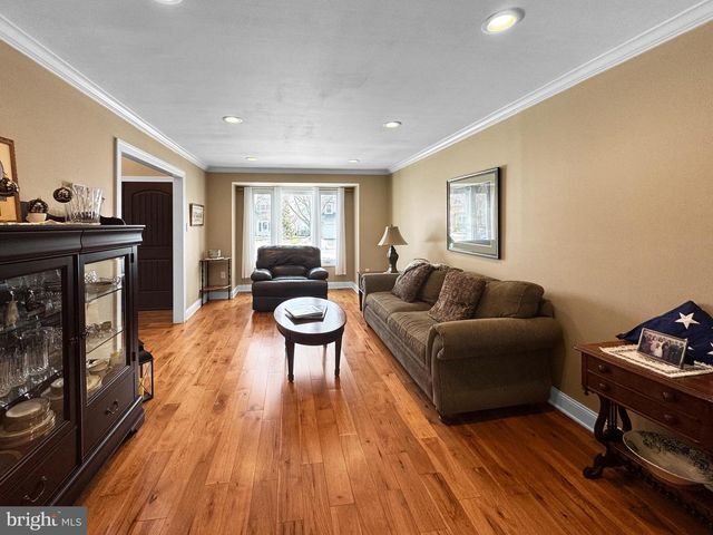 188 FREELAND DR, Collegeville, PA 19426