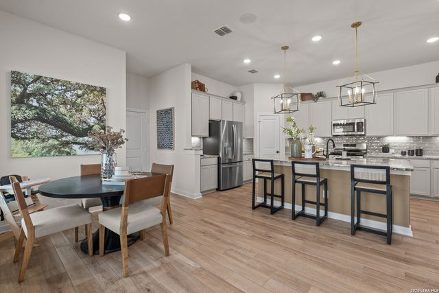 9440 Hidden Stone, Schertz, TX 78154