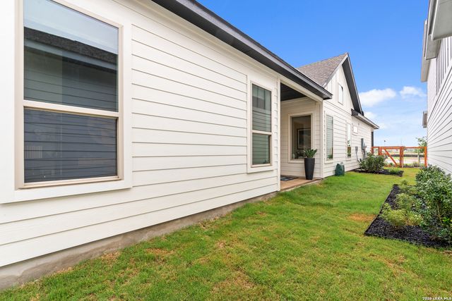9440 Hidden Stone, Schertz, TX 78154