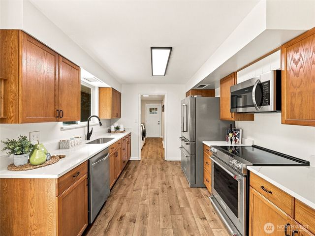21638 94th Place S, Kent, WA 98031