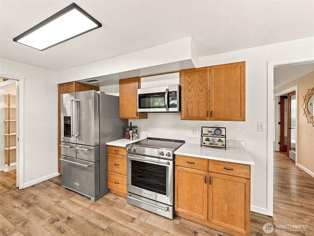 21638 94th Place S, Kent, WA 98031
