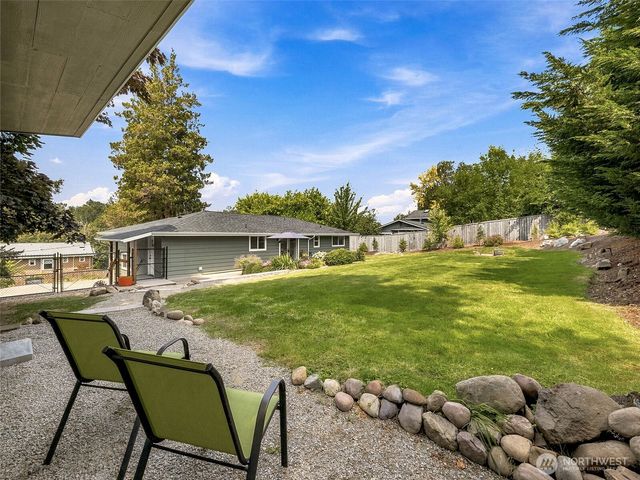 21638 94th Place S, Kent, WA 98031