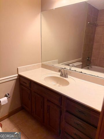 419 Sentry Oak Drive, Centerville, GA 31028