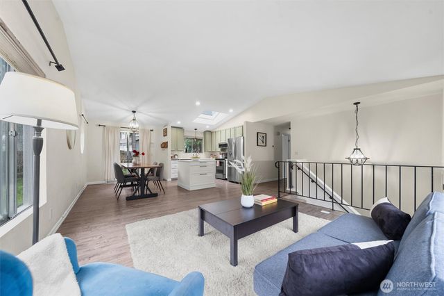 32917 33rd Ave SW, Federal Way, WA 98023