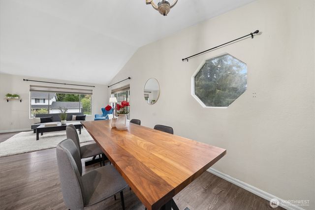 32917 33rd Ave SW, Federal Way, WA 98023