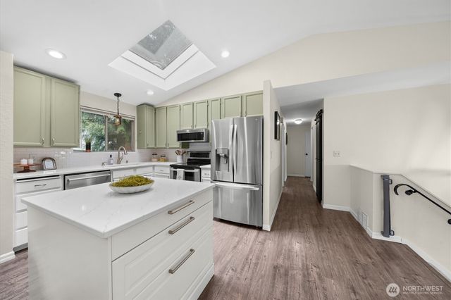 32917 33rd Ave SW, Federal Way, WA 98023