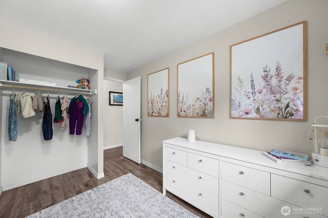 32917 33rd Ave SW, Federal Way, WA 98023