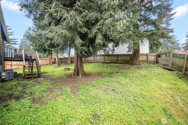 32917 33rd Ave SW, Federal Way, WA 98023