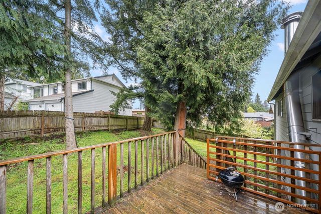 32917 33rd Ave SW, Federal Way, WA 98023