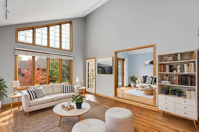 1148 Mistwood Lane, Downers Grove, IL 60515