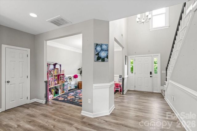 4519 Crownvista Drive, Charlotte, NC 28269