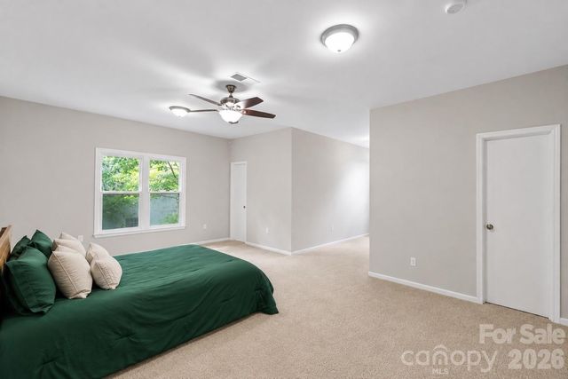 4519 Crownvista Drive, Charlotte, NC 28269